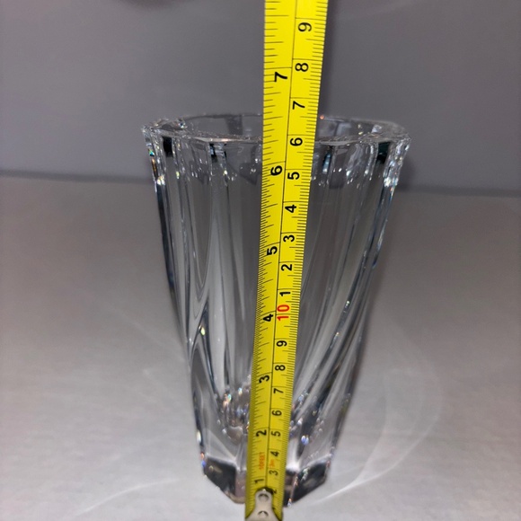 Vintage Orrefors (Sweden) Crystal Vase Residence Swirl Pattern 6" tall - Picture 4 of 4